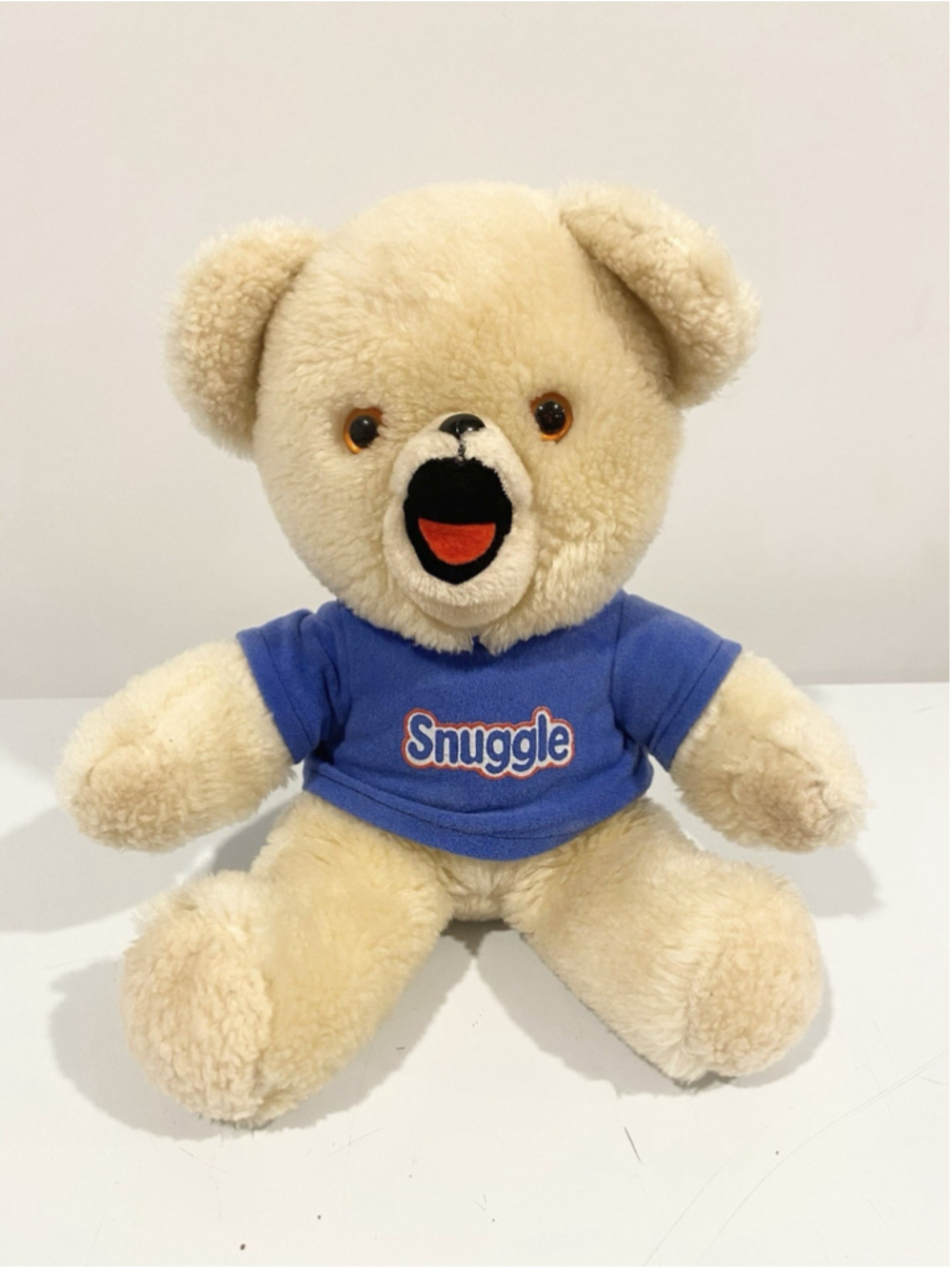 Vintage 1985 Snuggle Bear Plush Lever Detergents Korea Blue Shirt 11” Rare